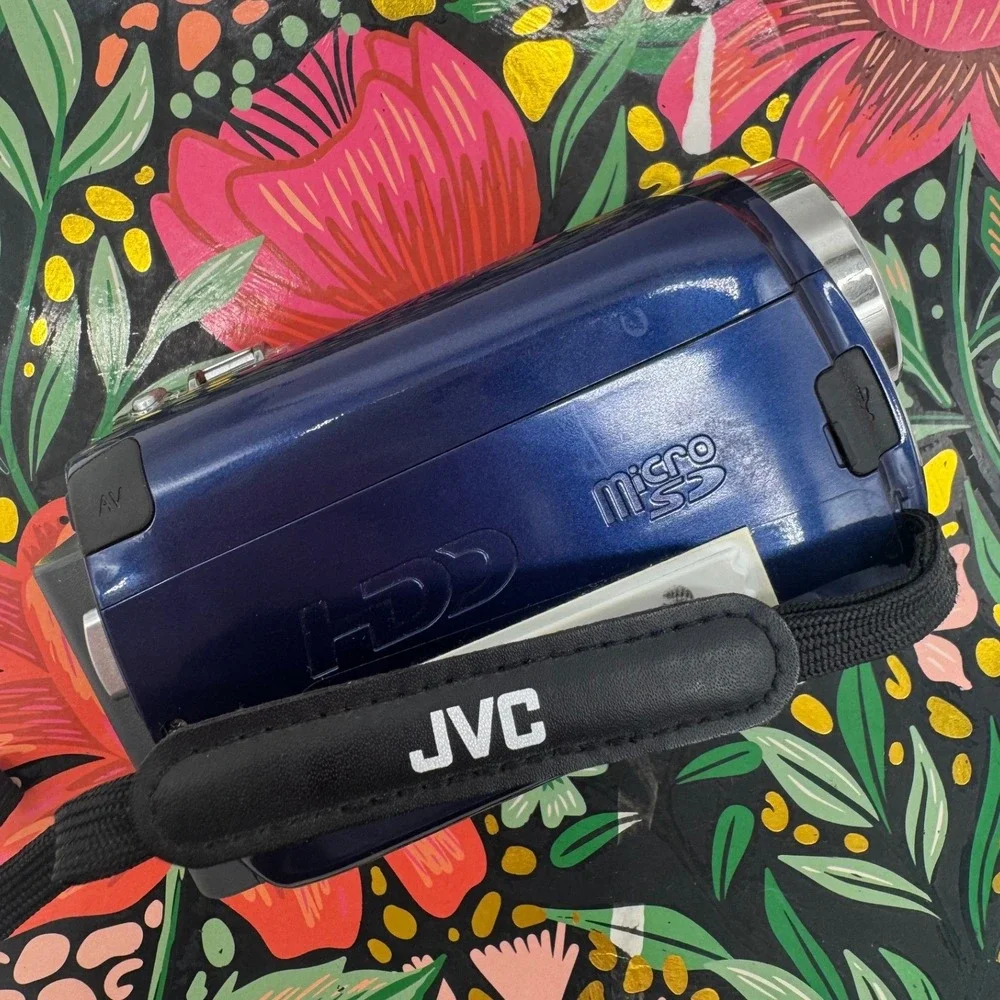 JVC Everio GZ-MG630 Blue 60GB HDD Camcorder 40x Zoom Digital Video Camera Bundle